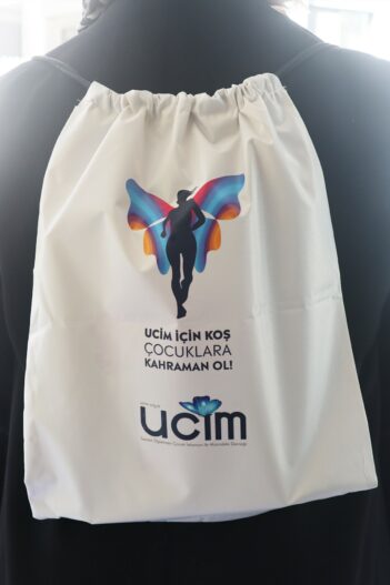 کیف ورزشی زنانه یوسیم UCİM با کد ucım-kosu03