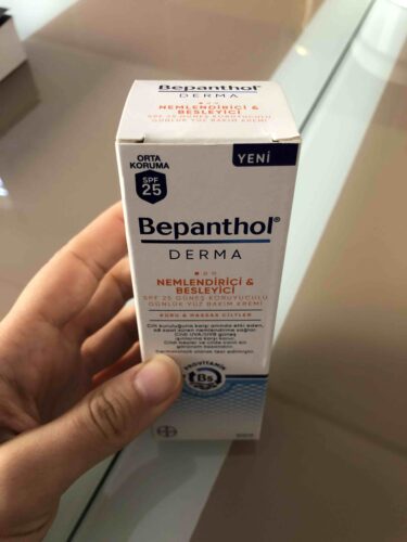 کرم صورت زنانه – مردانه بیپانتول Bepanthol اورجینال BEPANTHOLDERMA SPF15KREM8786 photo review