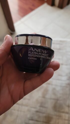 کرم صورت  آوون Avon اورجینال KREM2543 photo review