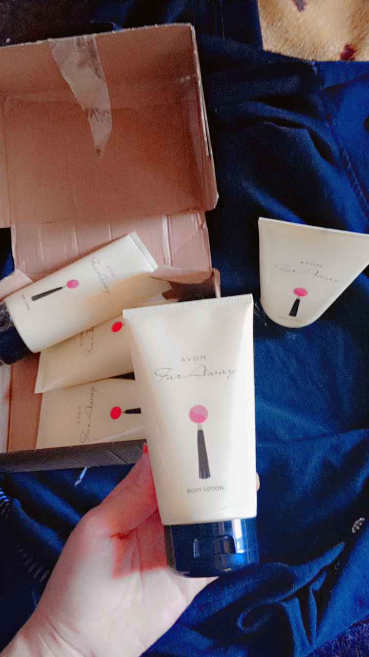 ست مراقبت از پوست  آوون Avon اورجینال KREM0002-5 photo review