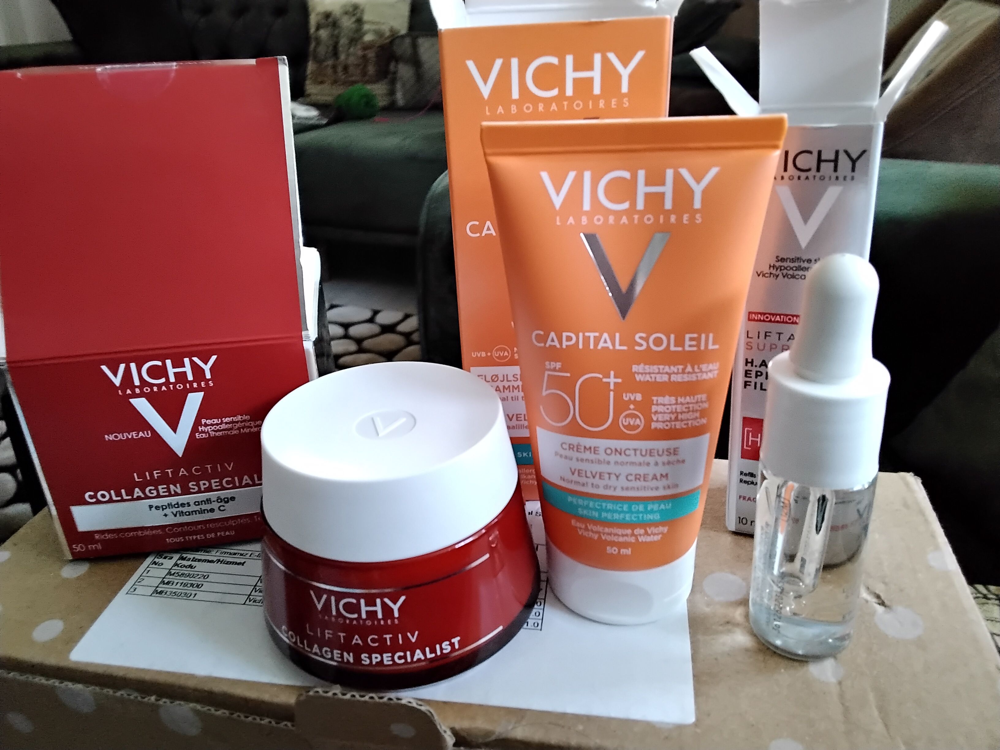 ست مراقبت از پوست  ویشی Vichy اورجینال 8557261078341 photo review