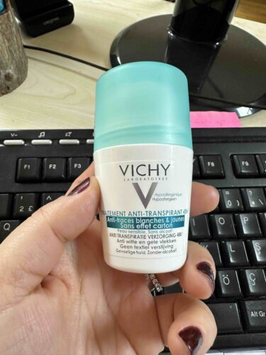 دئودورانت و رول آن زنانه ویشی Vichy اورجینال VTR01009 photo review