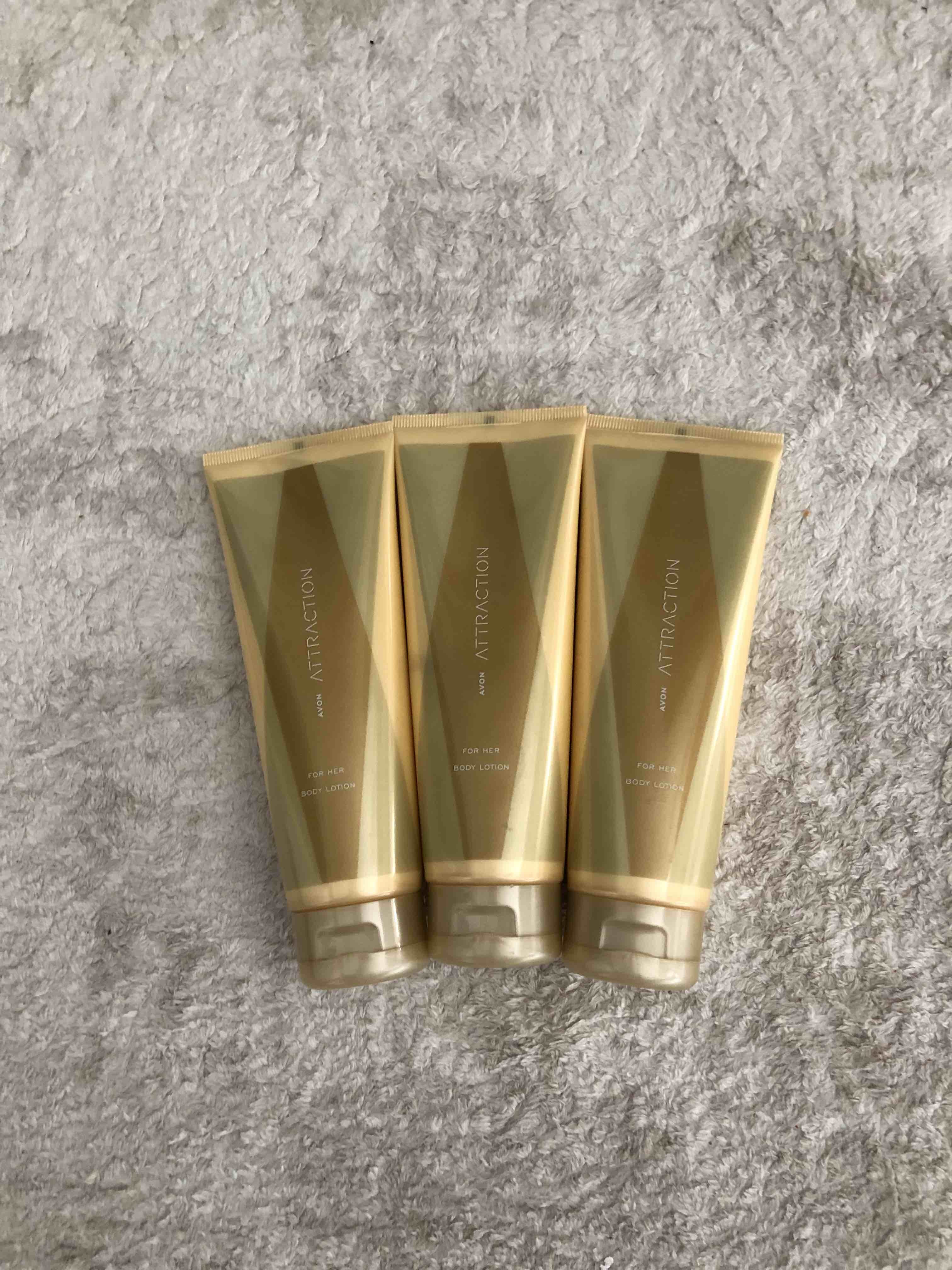 ست مراقبت از پوست  آوون Avon اورجینال KREM0020-3 photo review