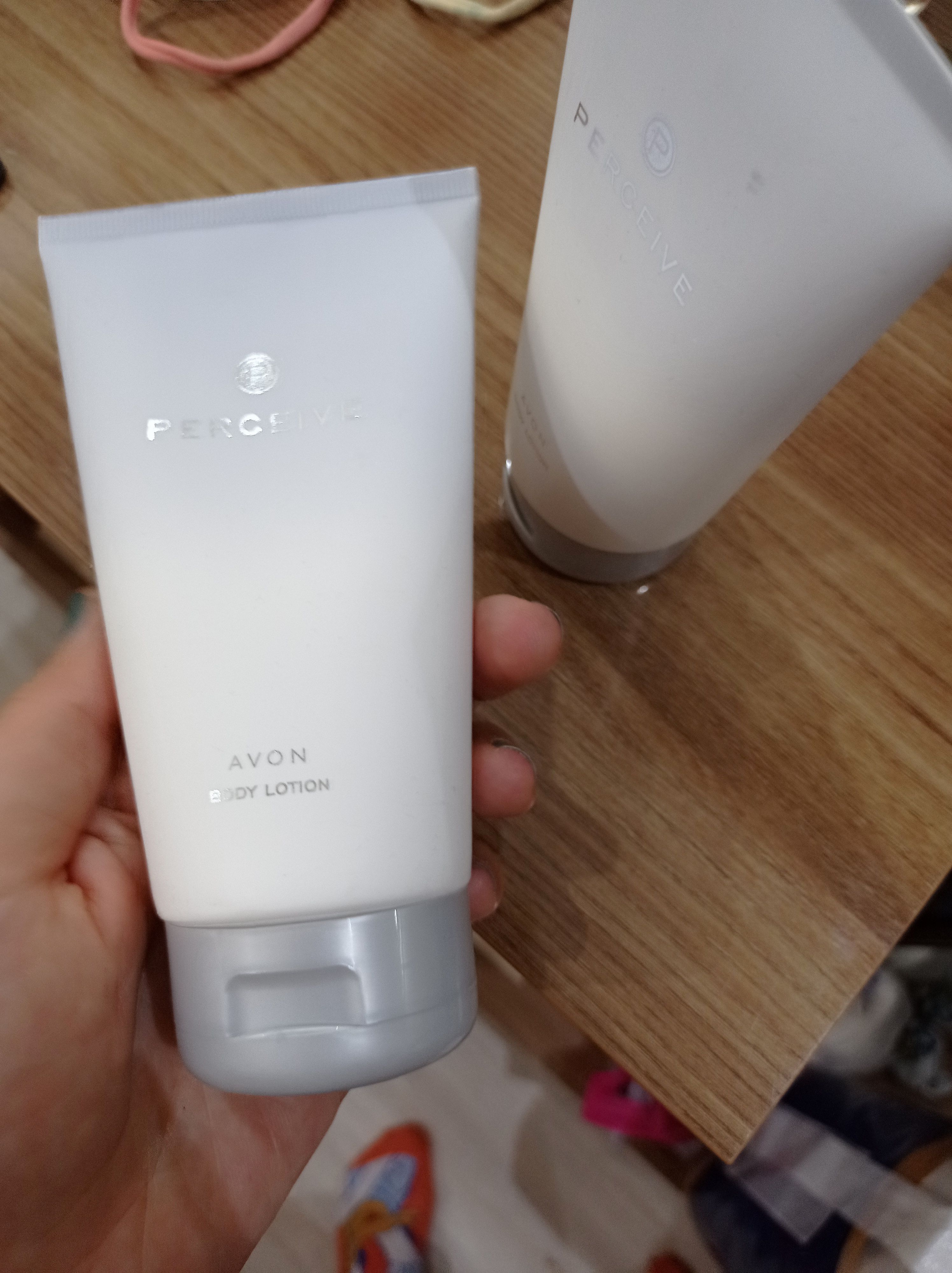 ست مراقبت از پوست  آوون Avon اورجینال KREM0004-3 photo review