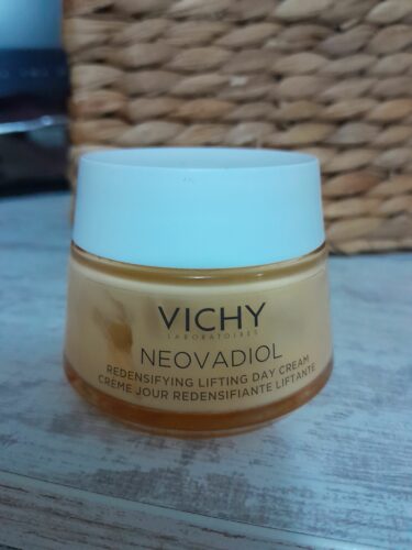 کرم صورت  ویشی Vichy اورجینال 3337871331887 photo review