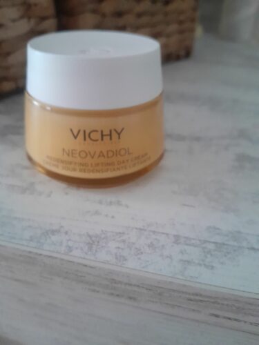 کرم صورت  ویشی اورجینال VCHY-172 photo review