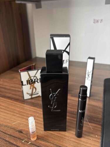 عطر مردانه ایو سن لوران Yves Saint Laurent اورجینال LE028000 photo review