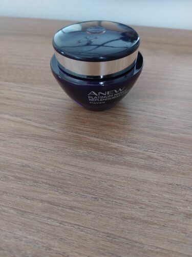 کرم صورت  آوون Avon اورجینال KREM2543 photo review