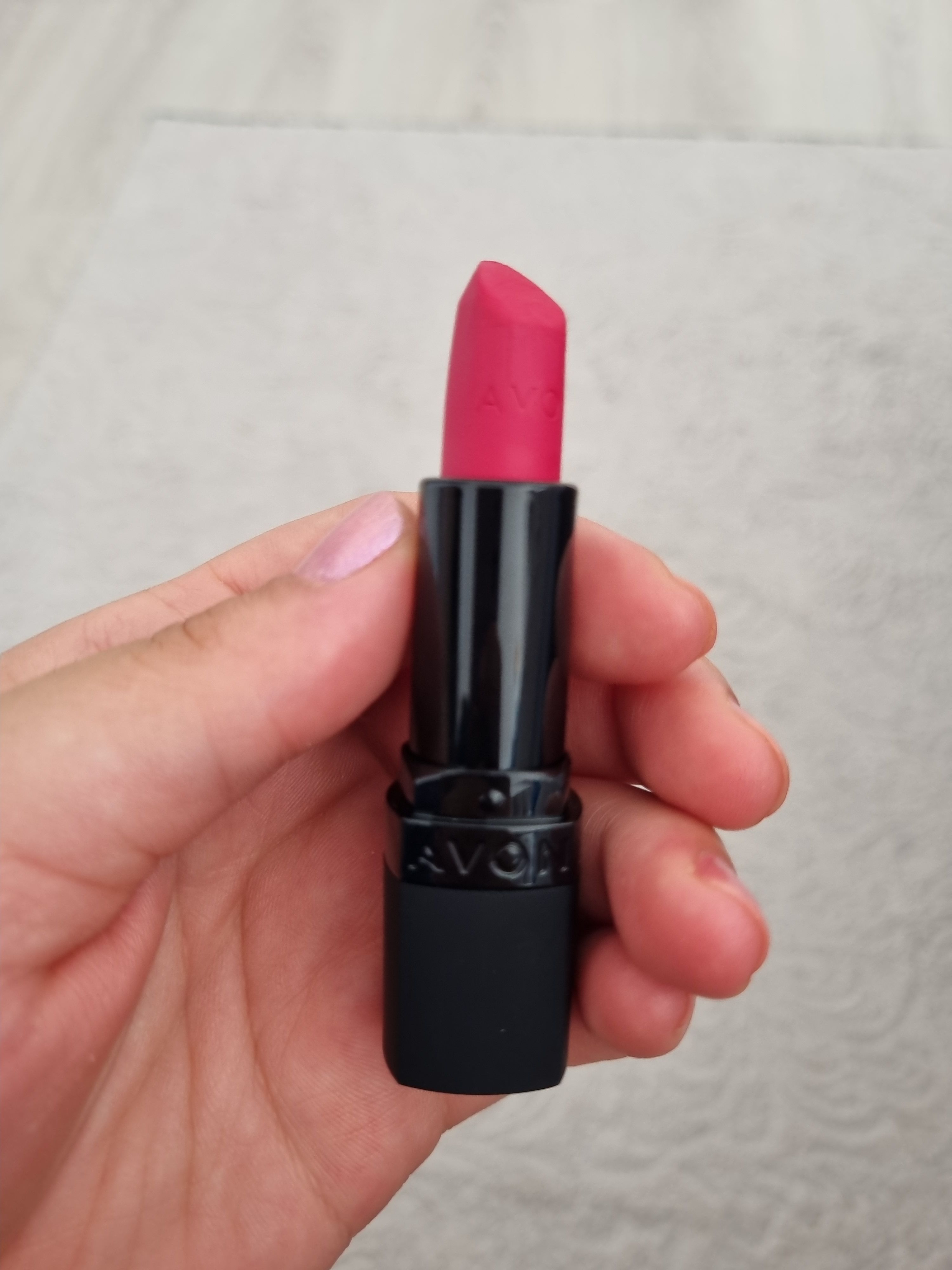 رژ لب  آوون Avon اورجینال 1222636 photo review