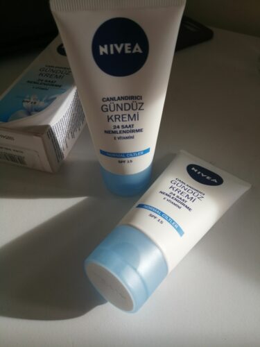 کرم صورت زنانه – مردانه نیووا NIVEA اورجینال 81152-08200-20 photo review