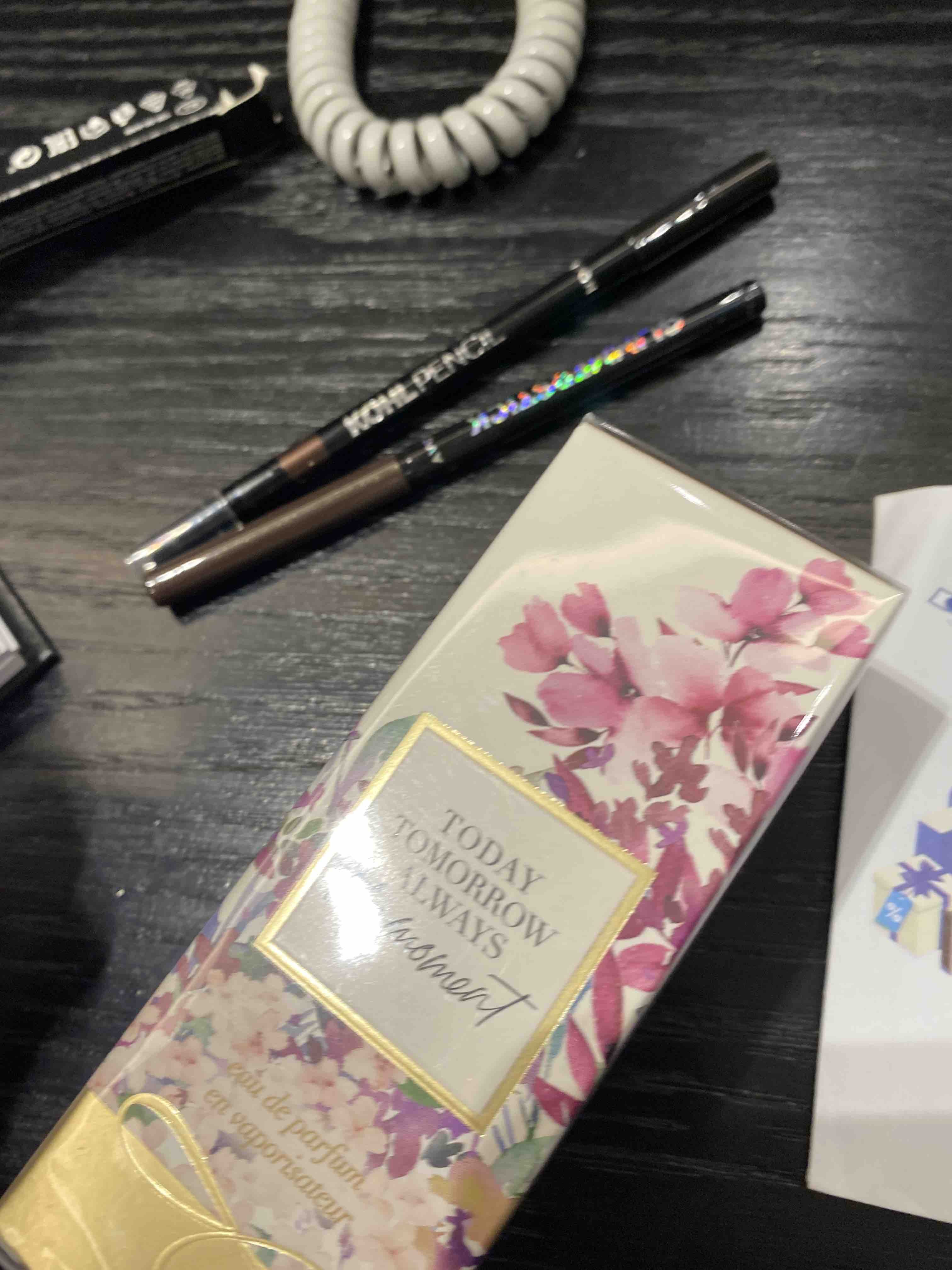 خط چشم  آوون Avon اورجینال GOZ0546 photo review