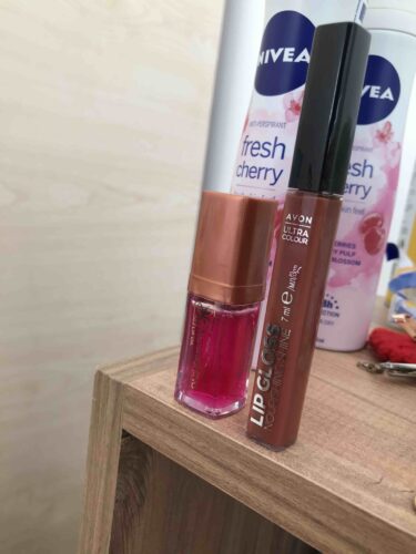 براق کننده لب  آوون Avon اورجینال RUJ0089 photo review