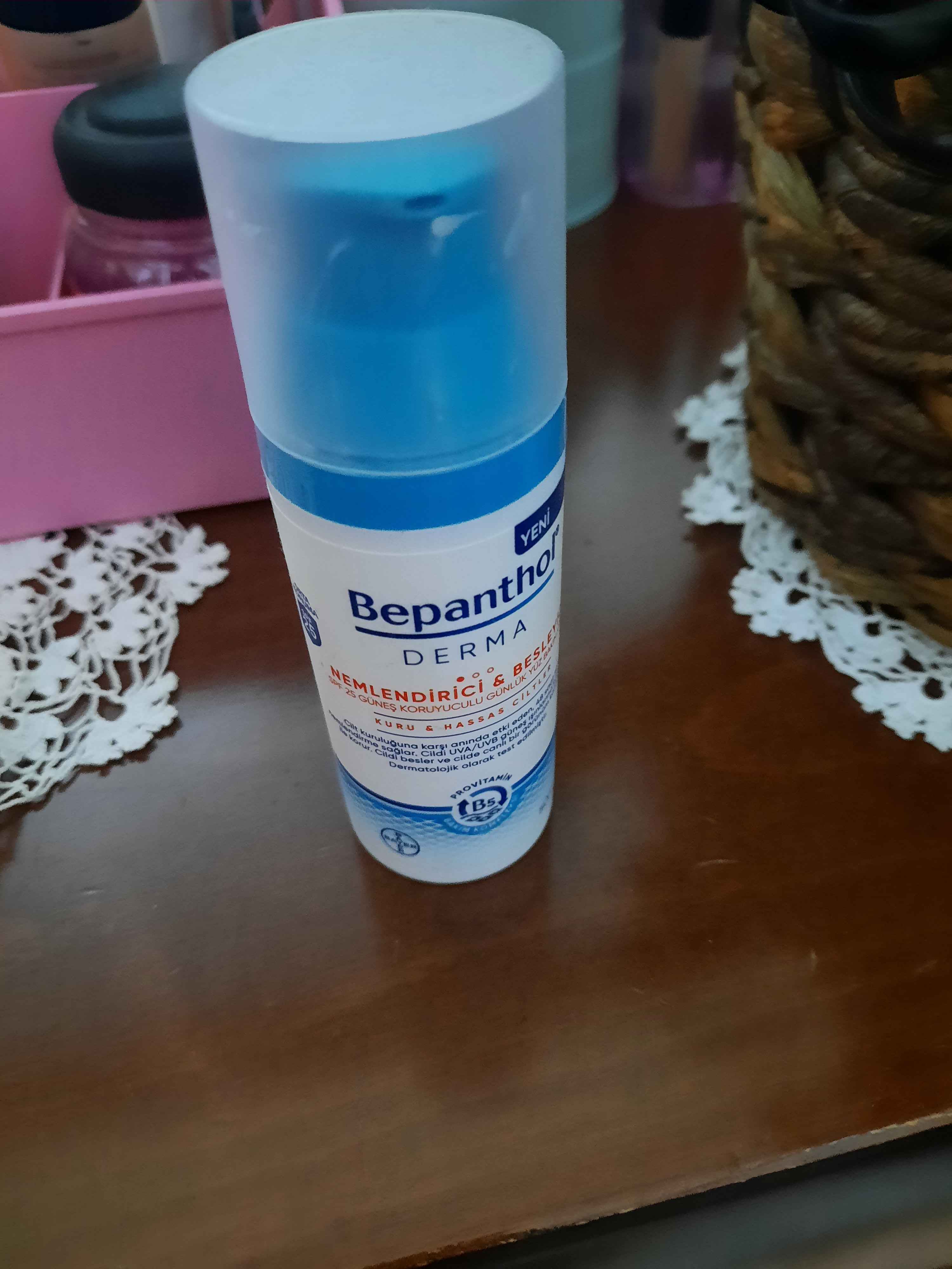 کرم صورت زنانه – مردانه بیپانتول Bepanthol اورجینال BEPANTHOLDERMA SPF15KREM8786 photo review