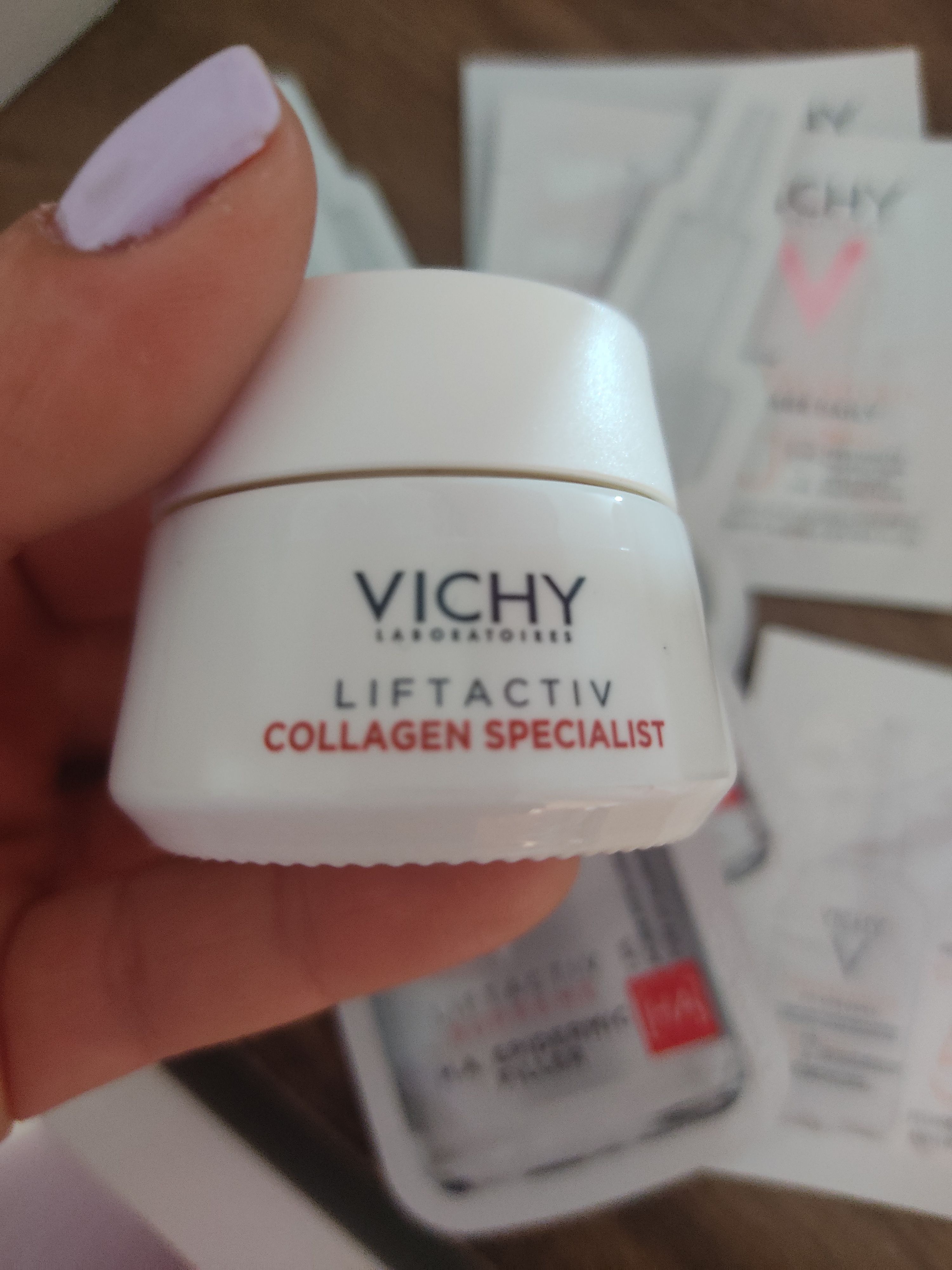 ست مراقبت از پوست  ویشی Vichy اورجینال 8681689317379 photo review