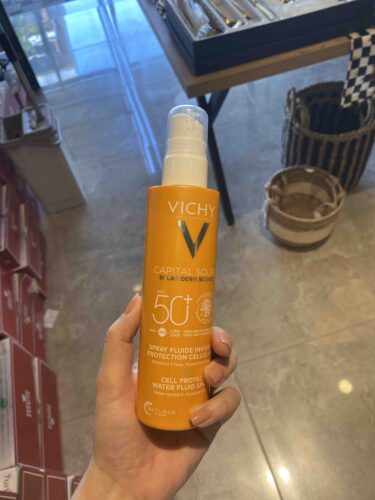 ضد آفتاب صورت  ویشی Vichy اورجینال VHY810869 photo review