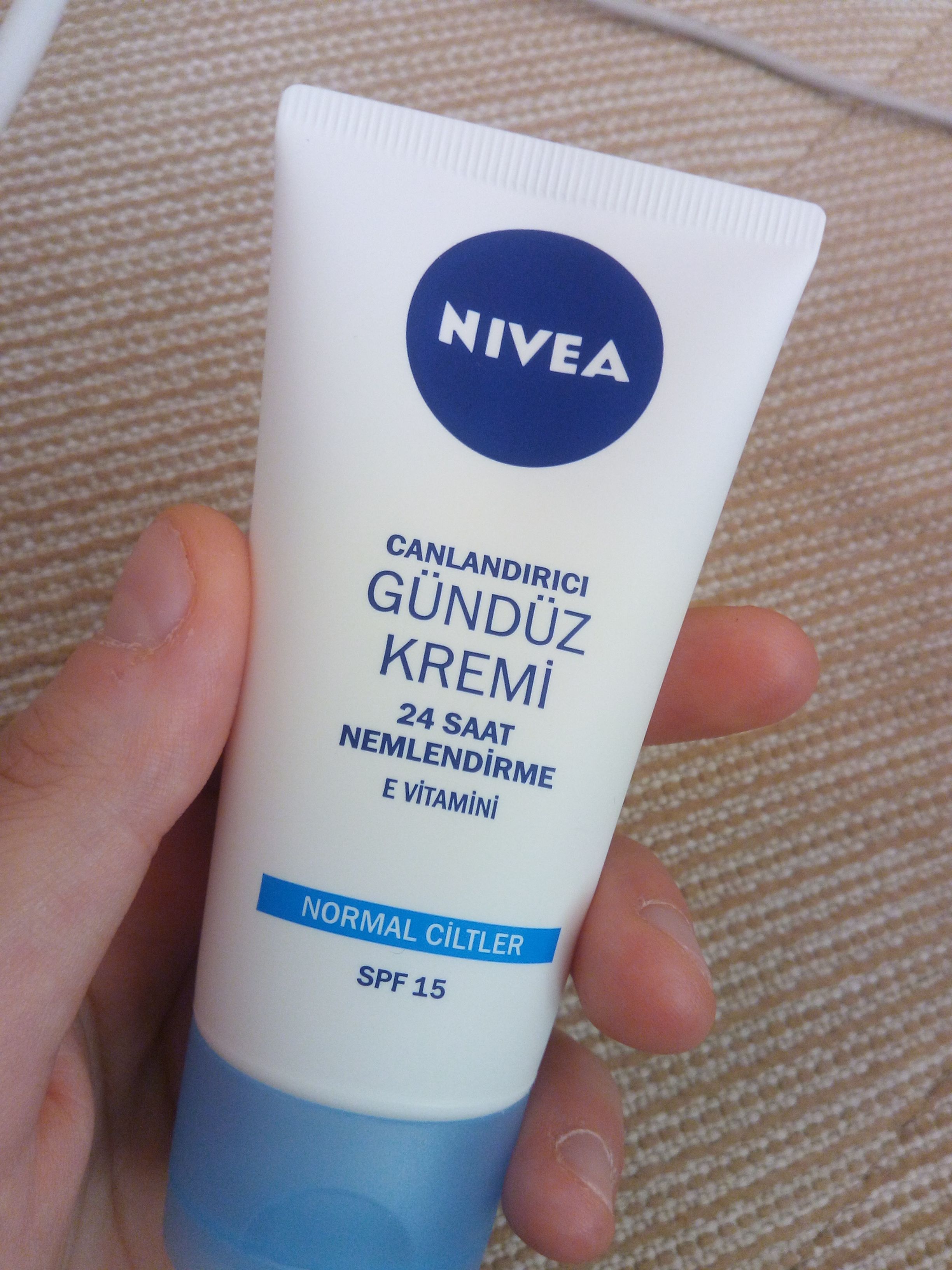 کرم صورت زنانه – مردانه نیووا NIVEA اورجینال 81152-08200-20 photo review