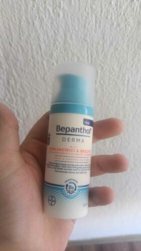 کرم صورت زنانه – مردانه بیپانتول Bepanthol اورجینال BEPANTHOLDERMA SPF15KREM8786 photo review