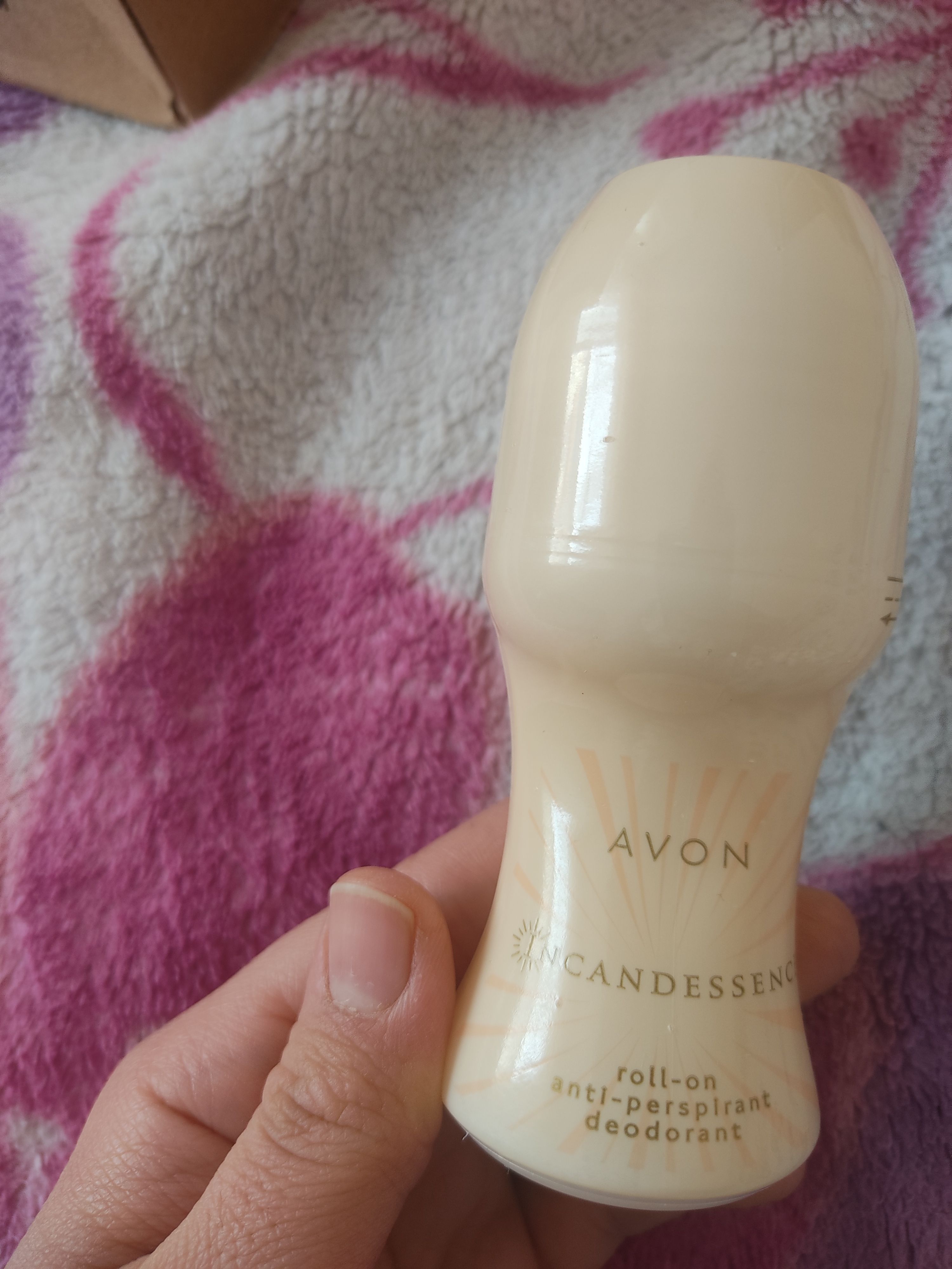 دئودورانت و رول آن زنانه آوون Avon اورجینال ROLLON0218-2 photo review