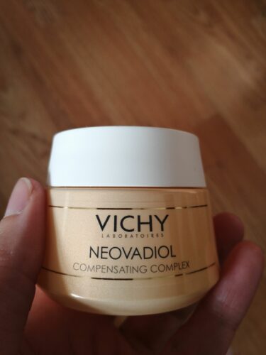 کرم صورت  ویشی Vichy اورجینال 3337871331887 photo review