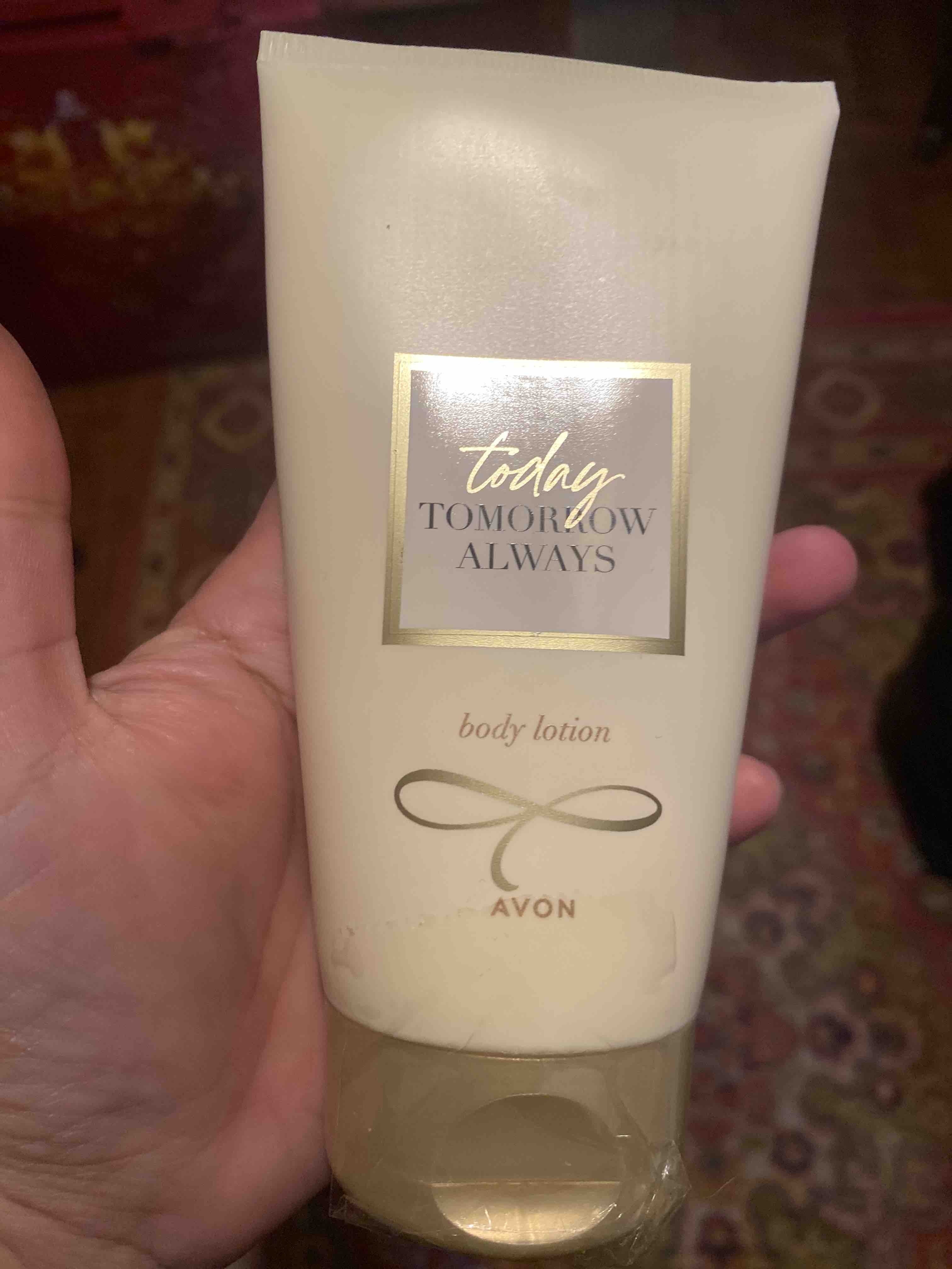 ست مراقبت از پوست  آوون Avon اورجینال KREM0061-3 photo review