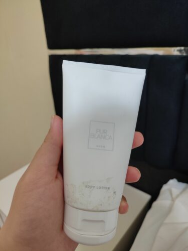 کرم بدن  آوون Avon اورجینال KREM0003 photo review