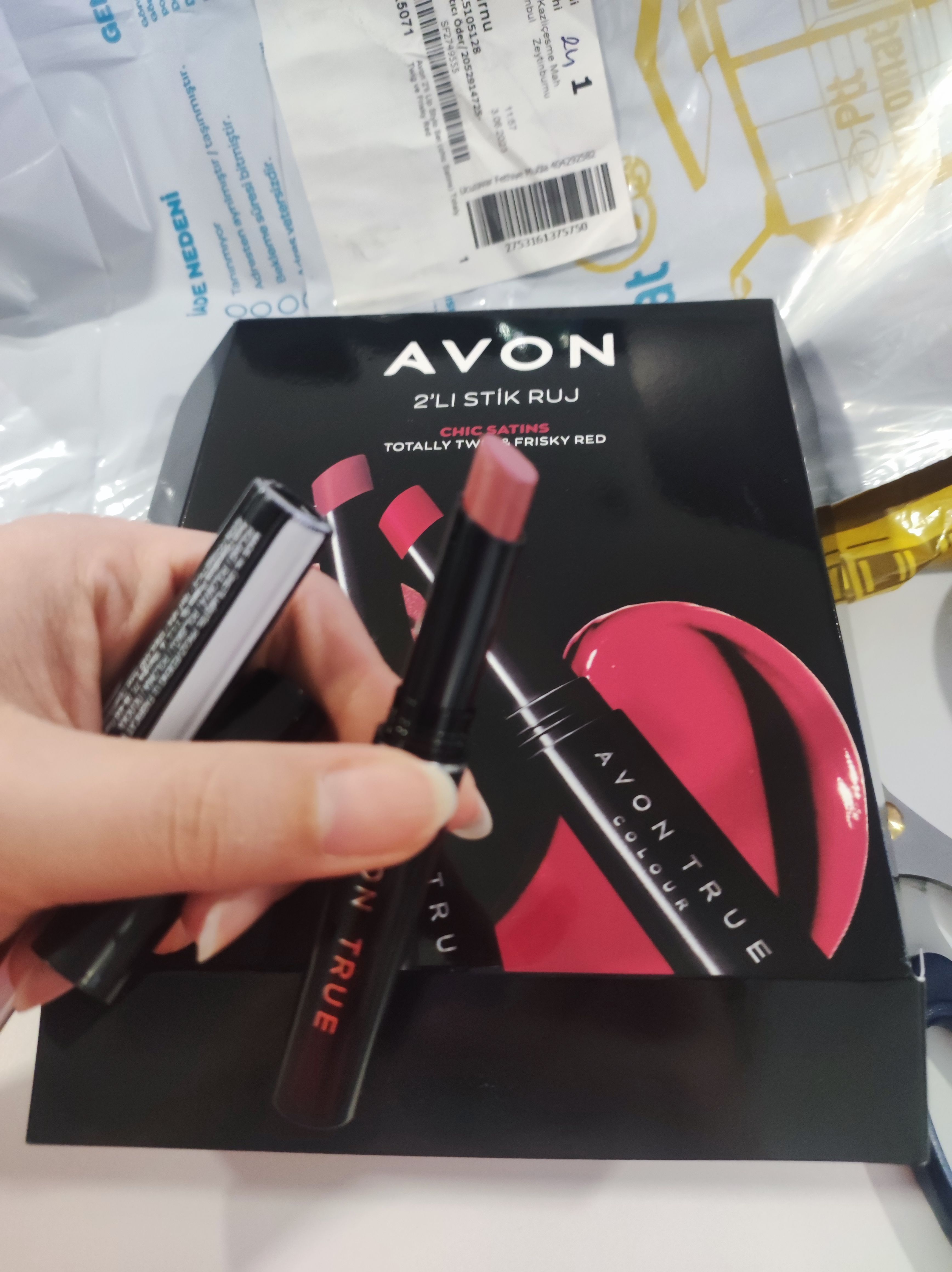 رژ لب  آوون Avon اورجینال MPACK5071 photo review