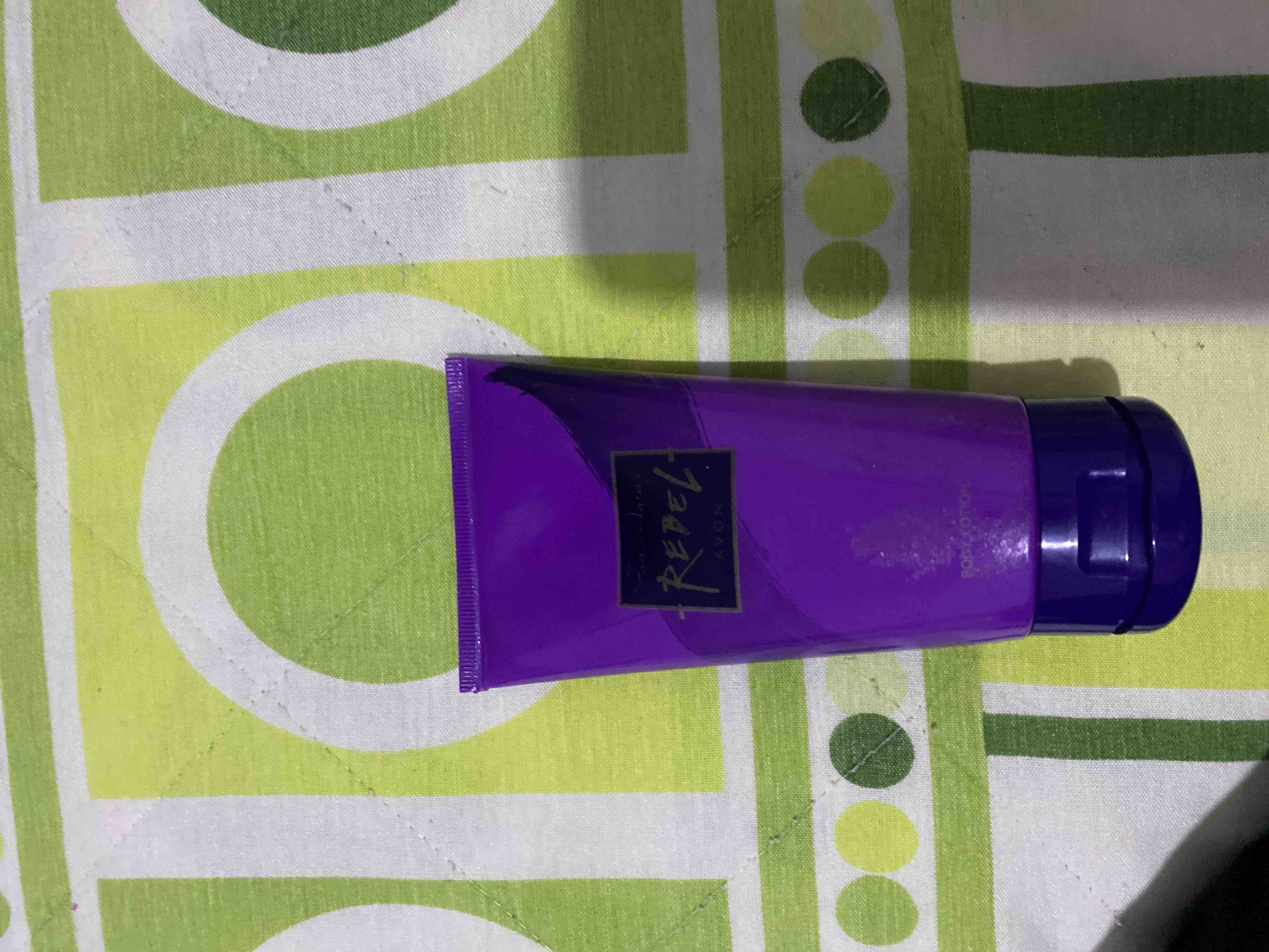 کرم بدن  آوون Avon اورجینال KREM0062 photo review