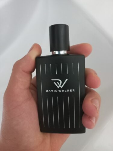 عطر مردانه دیوید واکر اورجینال E-044 DW 50 photo review