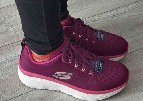 کتانی تمرین و دویدن زنانه اسکیچرز Skechers اورجینال 149368 PLUM photo review