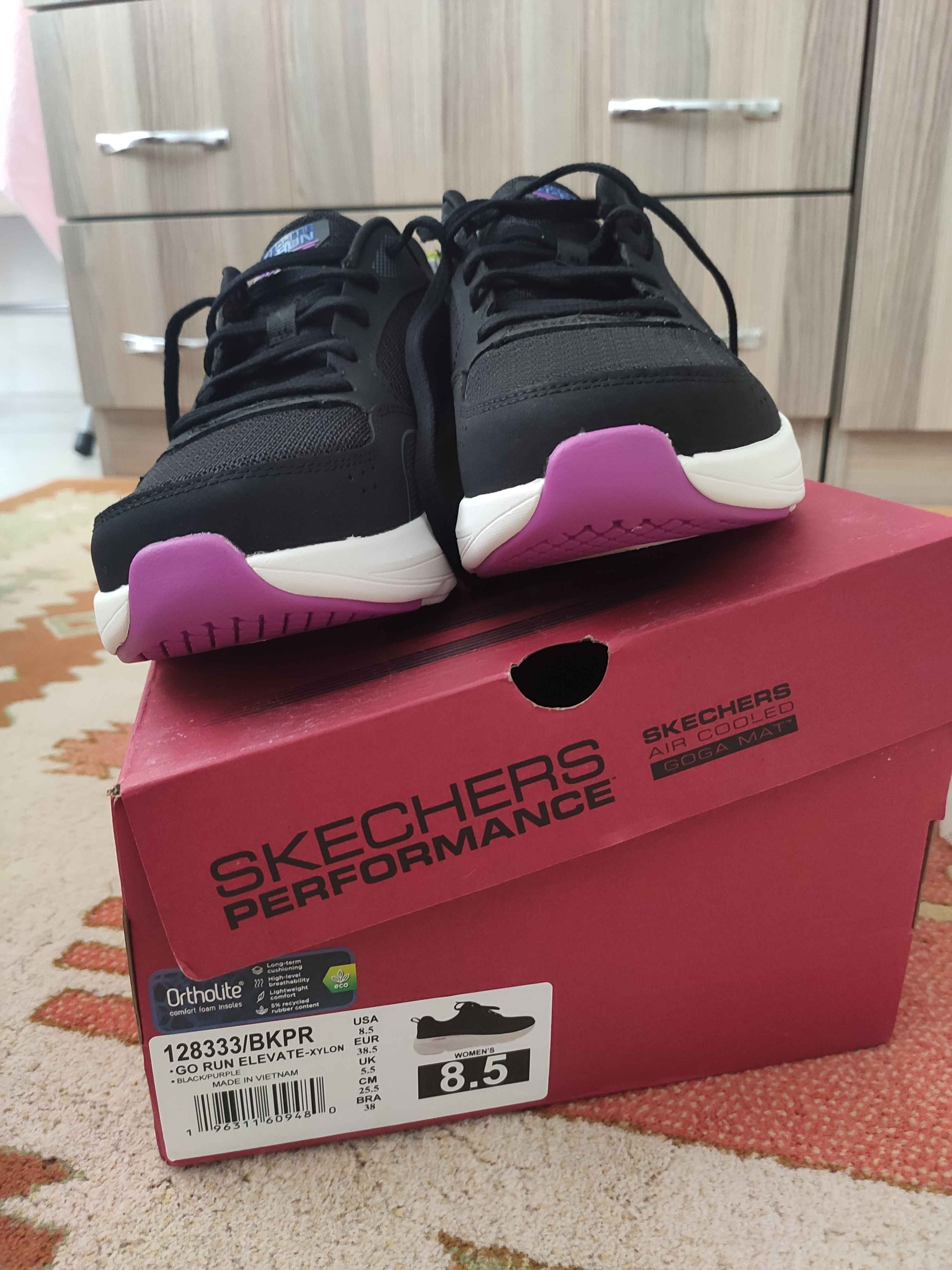 کتانی تمرین و دویدن زنانه اسکیچرز Skechers اورجینال 128333 BKPR photo review