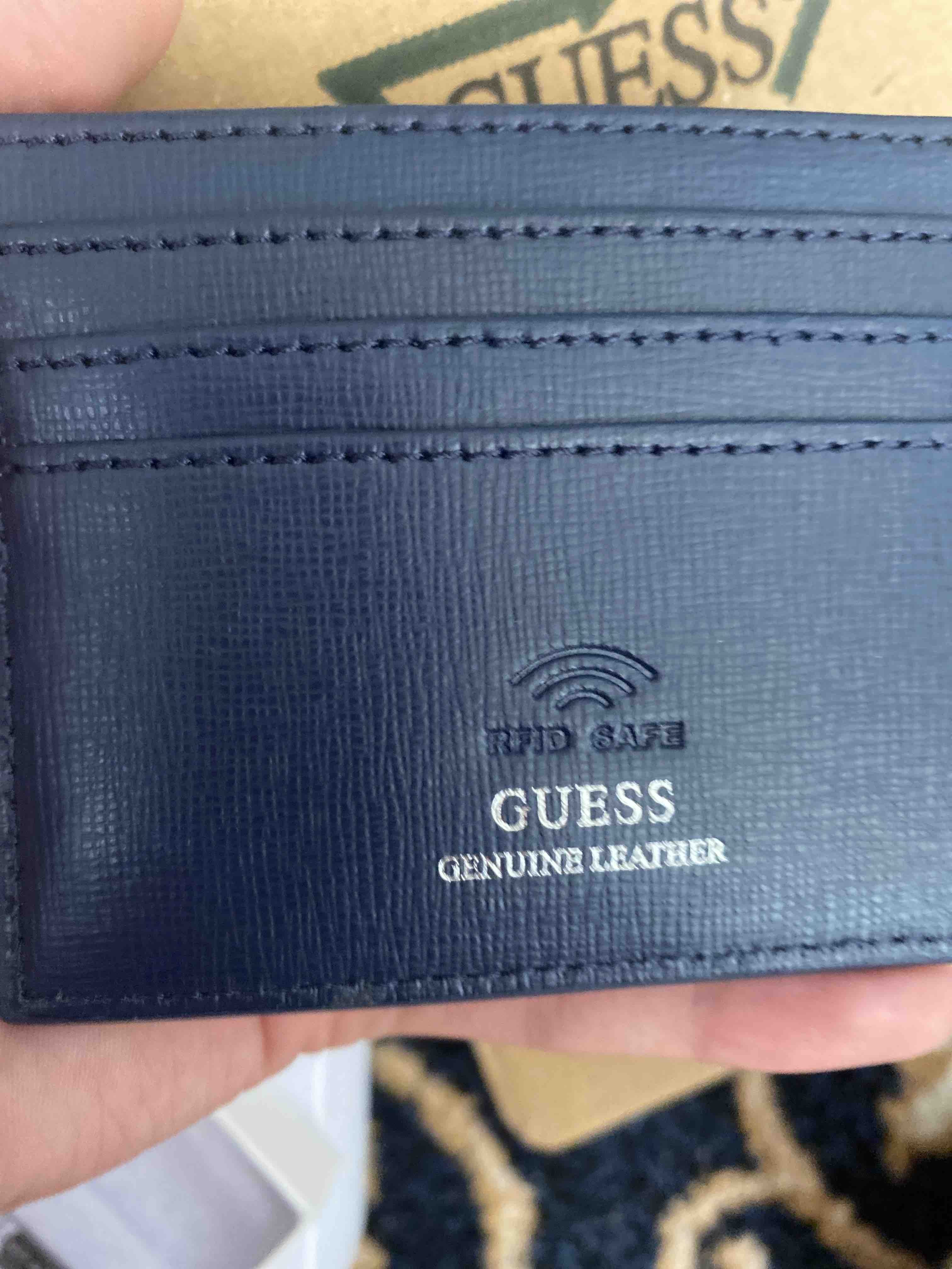 دارنده کارت مردانه گس Guess اورجینال SMCSLELEA25-BLU photo review