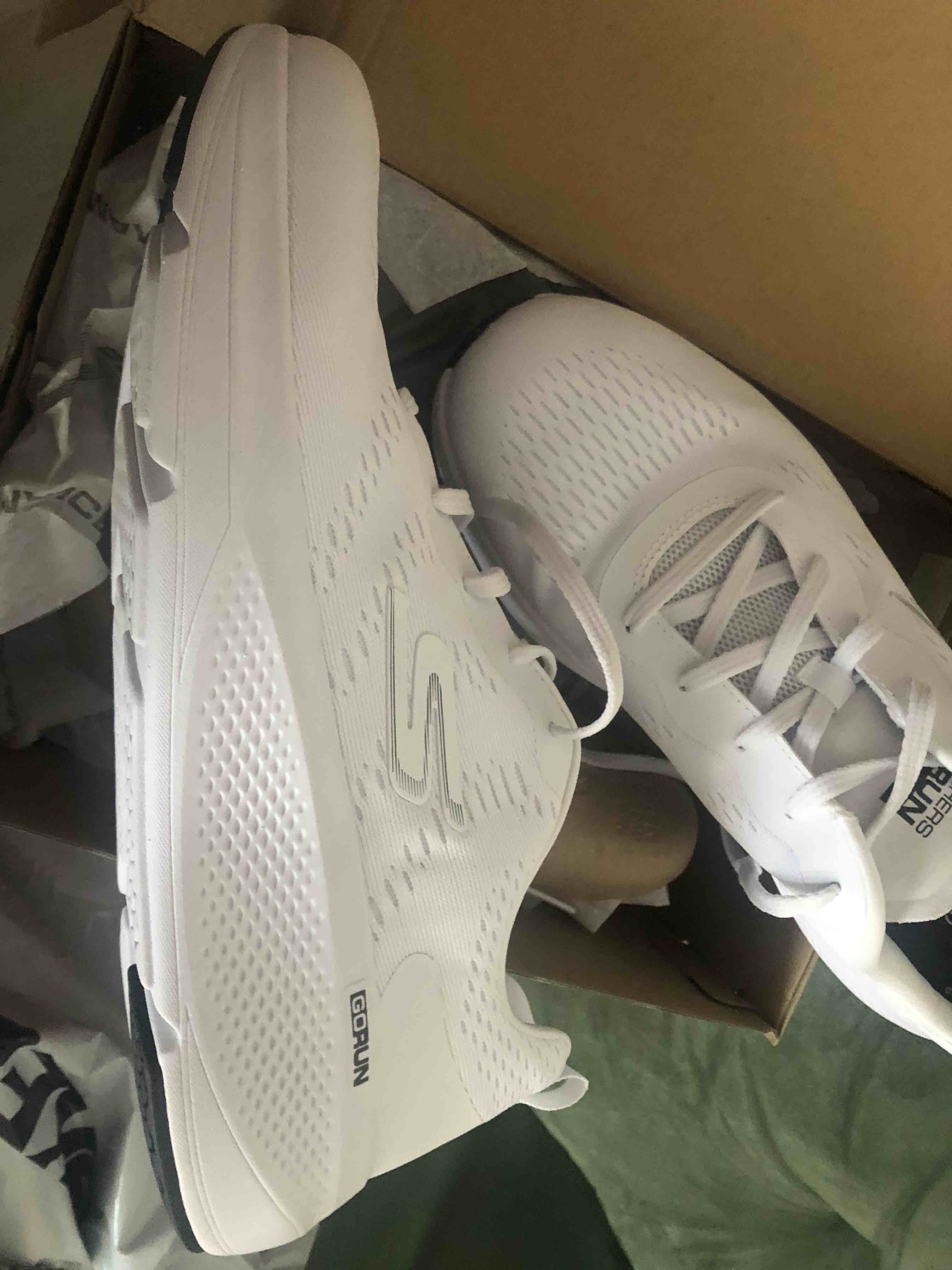 اسنیکر زنانه اسکیچرز Skechers اورجینال 128319 WHT photo review