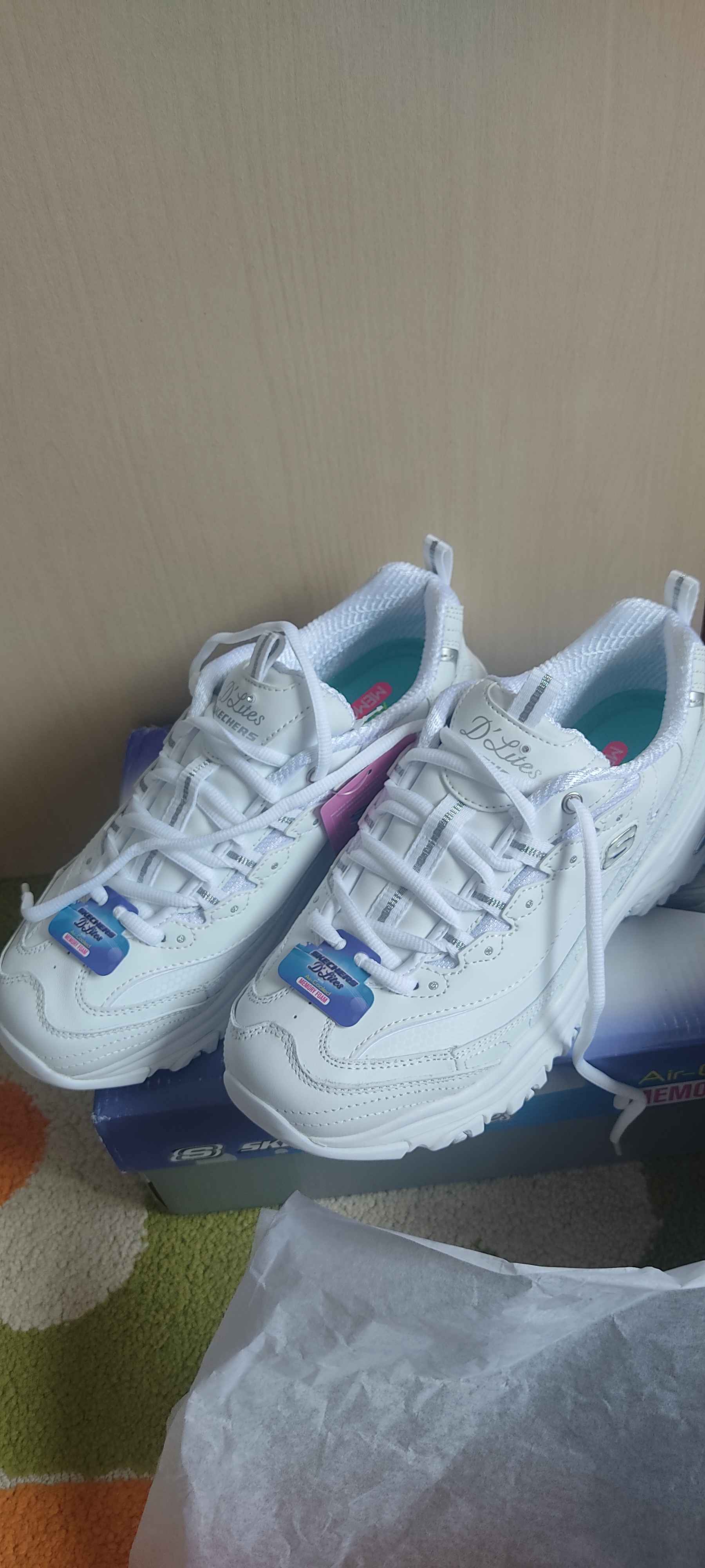 اسنیکر زنانه اسکیچرز Skechers اورجینال 11930-BBK photo review