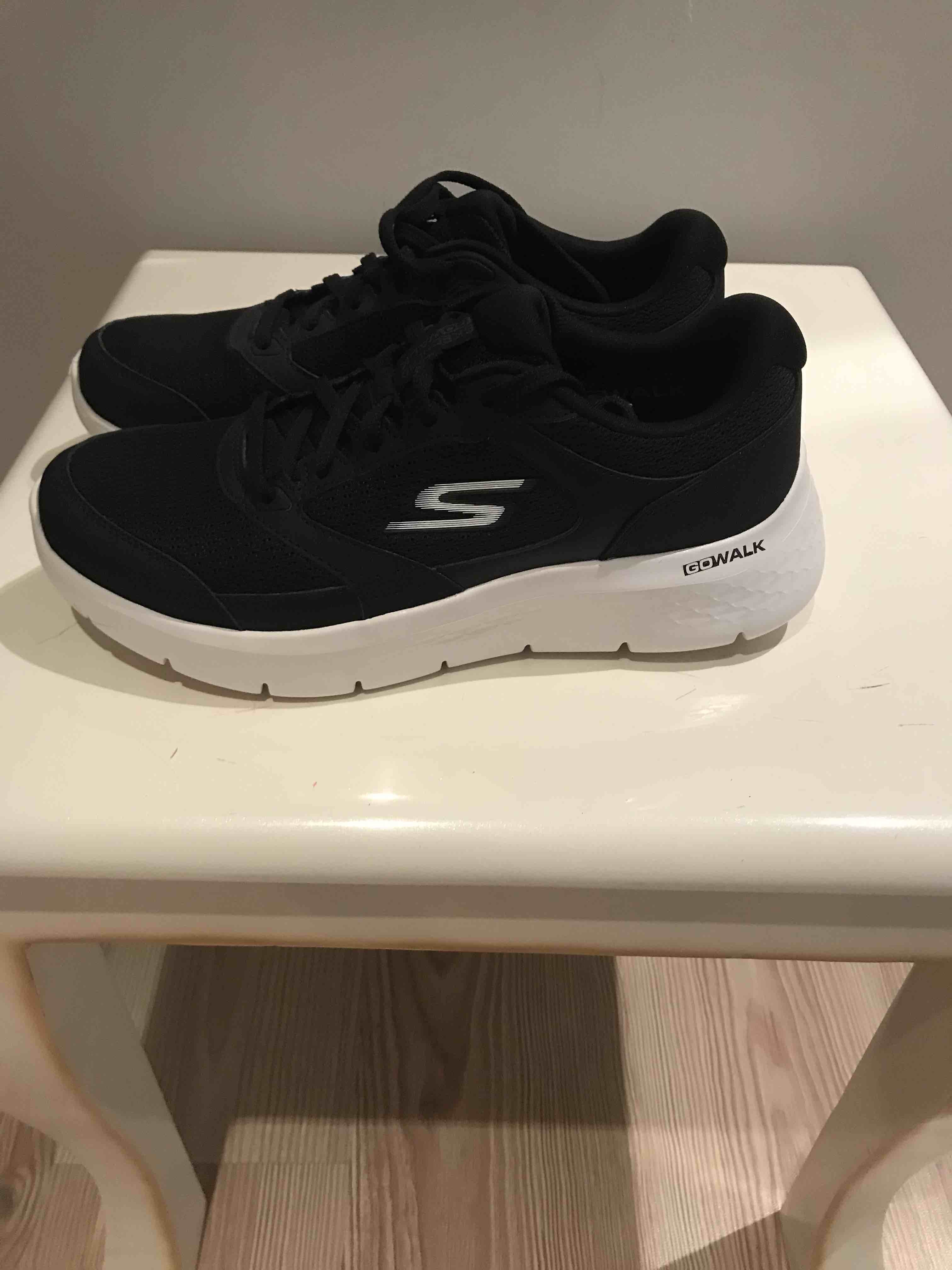 کفش پیاده روی مردانه اسکیچرز Skechers اورجینال 216480 BLK photo review