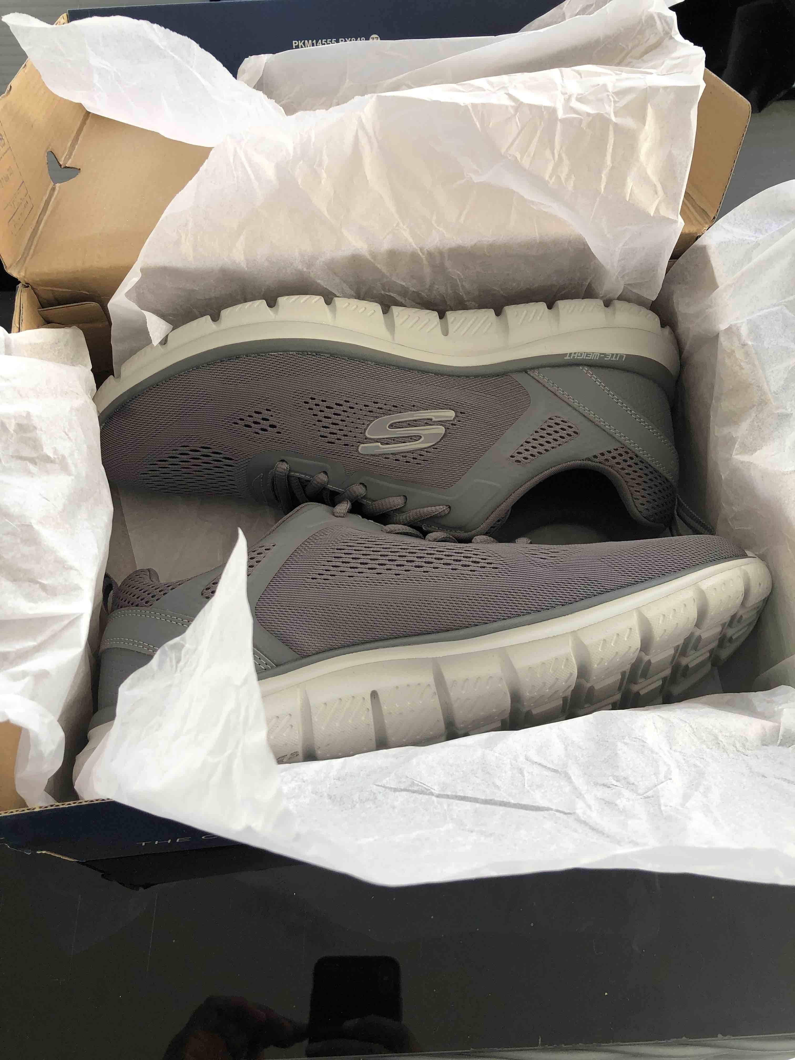 کفش پیاده روی مردانه اسکیچرز Skechers اورجینال 232698TK CHAR photo review