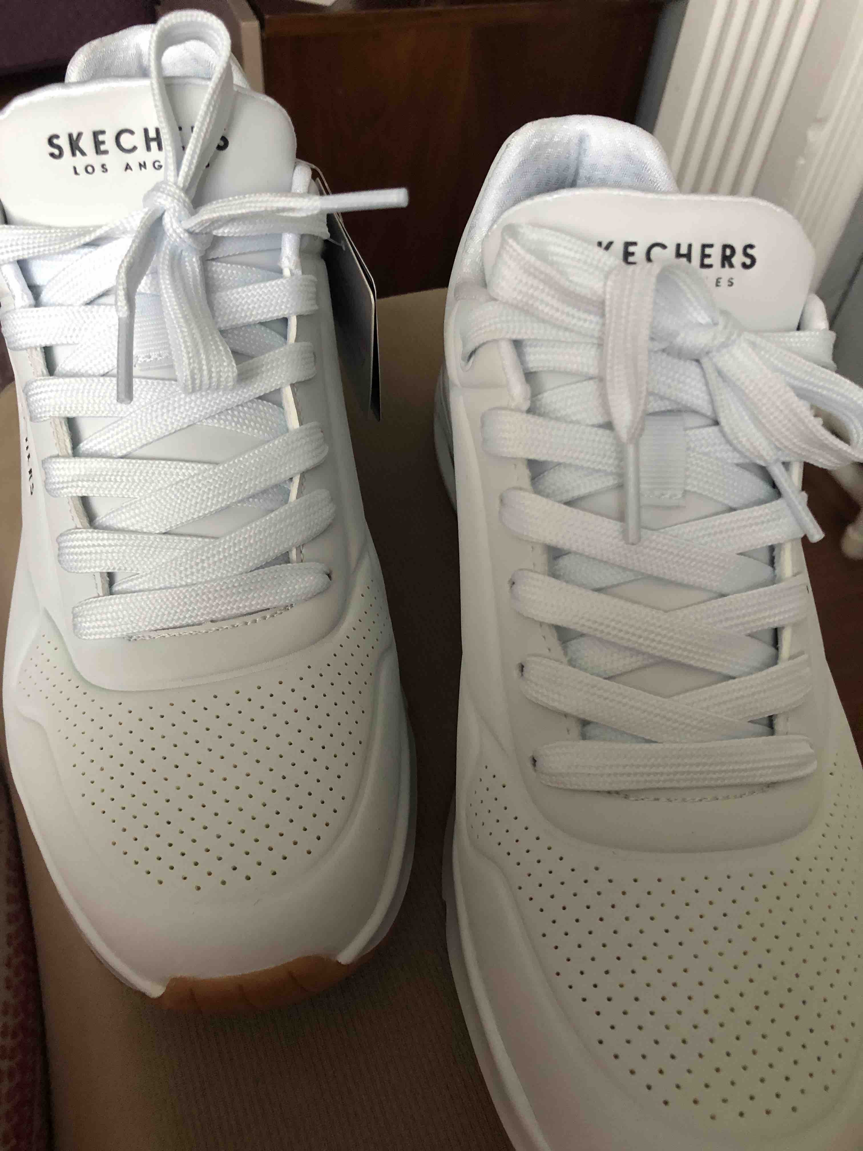 کتانی تمرین و دویدن مردانه اسکیچرز Skechers اورجینال 52458 WHT photo review