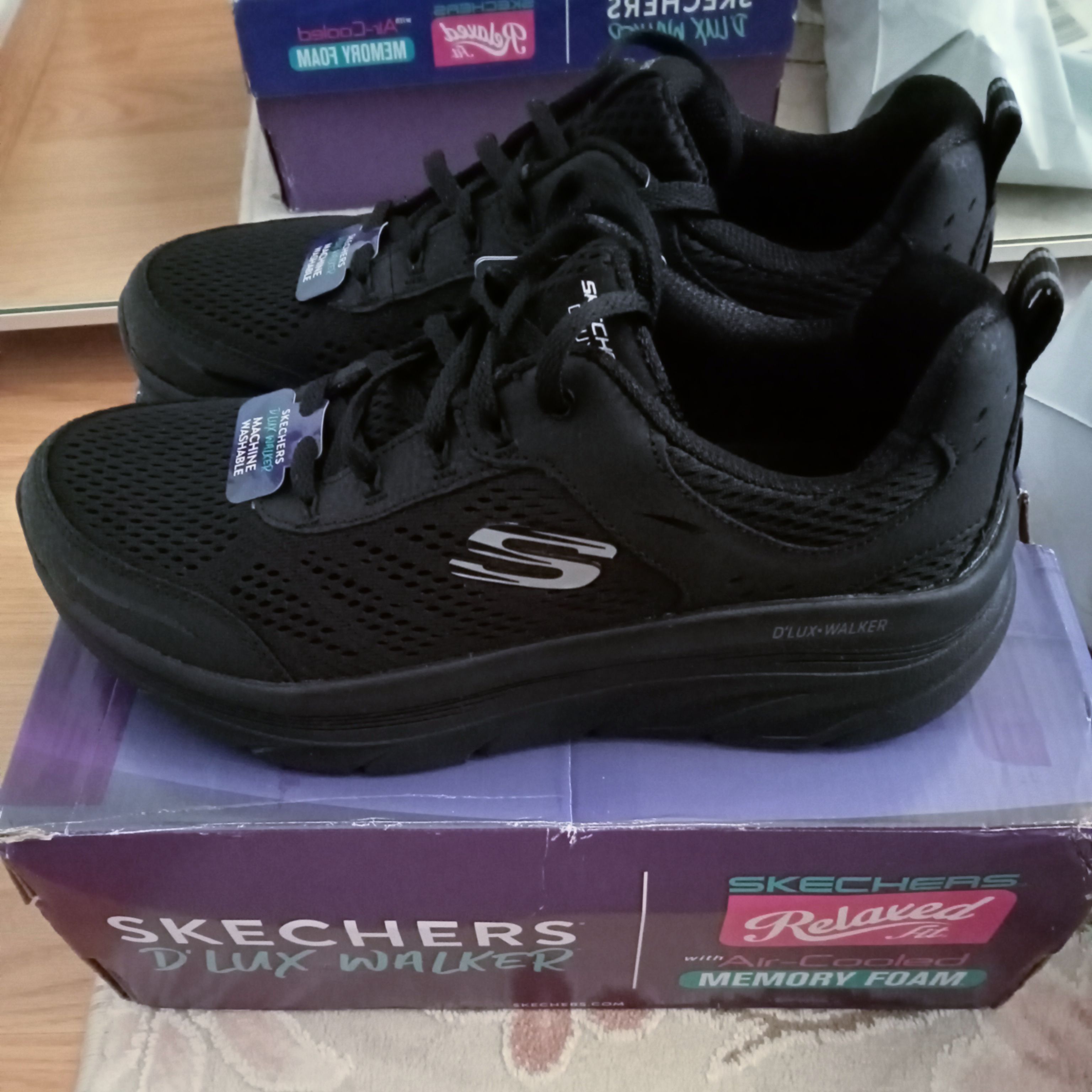 اسنیکر زنانه اسکیچرز Skechers اورجینال 149023 photo review