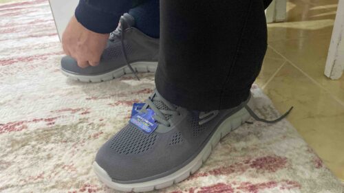 کفش پیاده روی مردانه اسکیچرز Skechers اورجینال 232698TK CHAR photo review