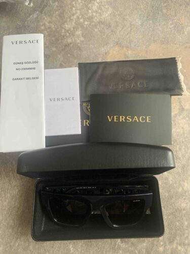 عینک آفتابی زنانه ورساچه Versace اورجینال Versace-VE4430U-GB1-81-53 photo review