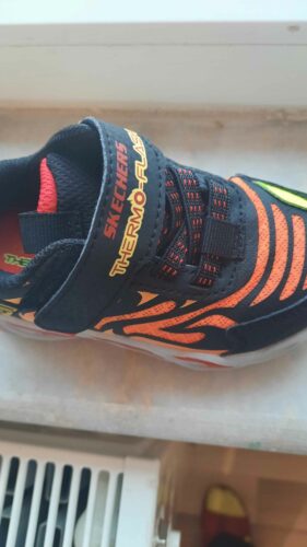 اسنیکر پسرانه – دخترانه اسکیچرز Skechers اورجینال 400106NBKRD photo review