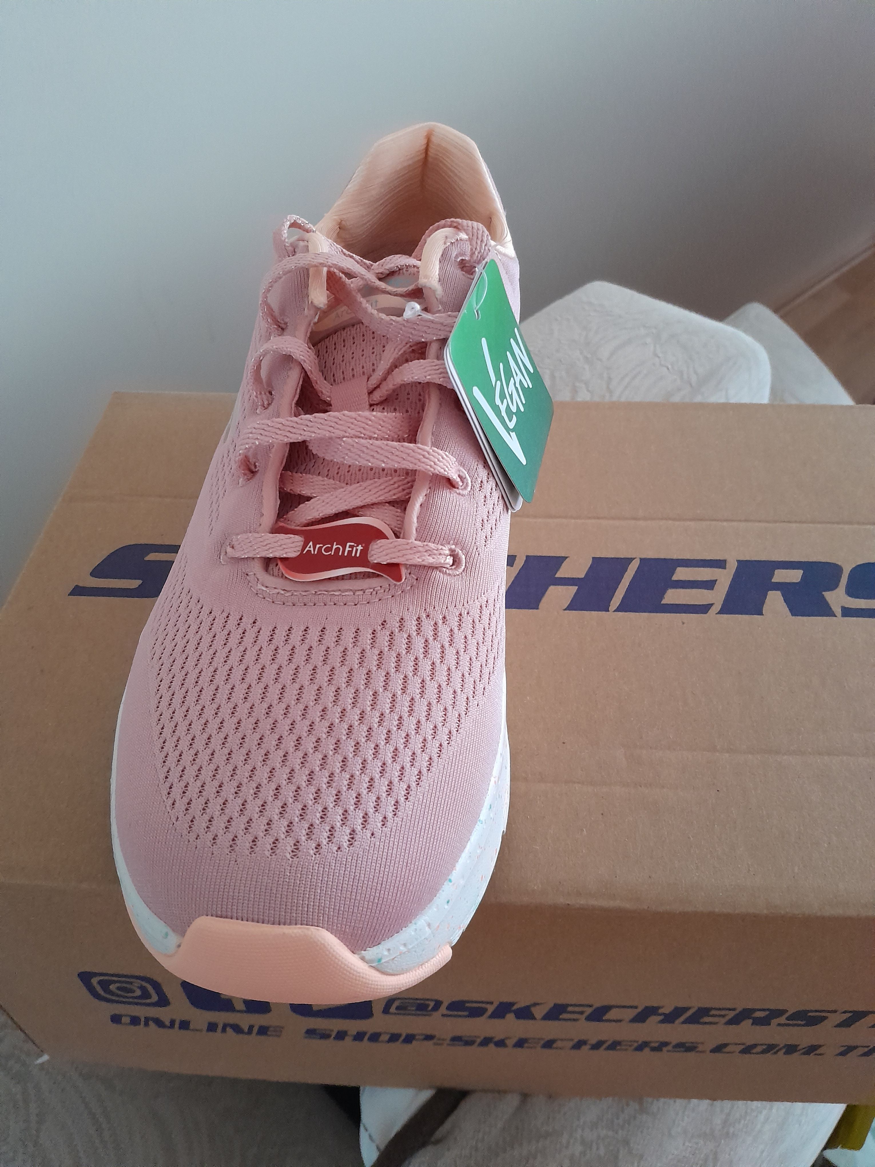 کتانی تمرین و دویدن زنانه اسکیچرز Skechers اورجینال 149566 PKMT photo review