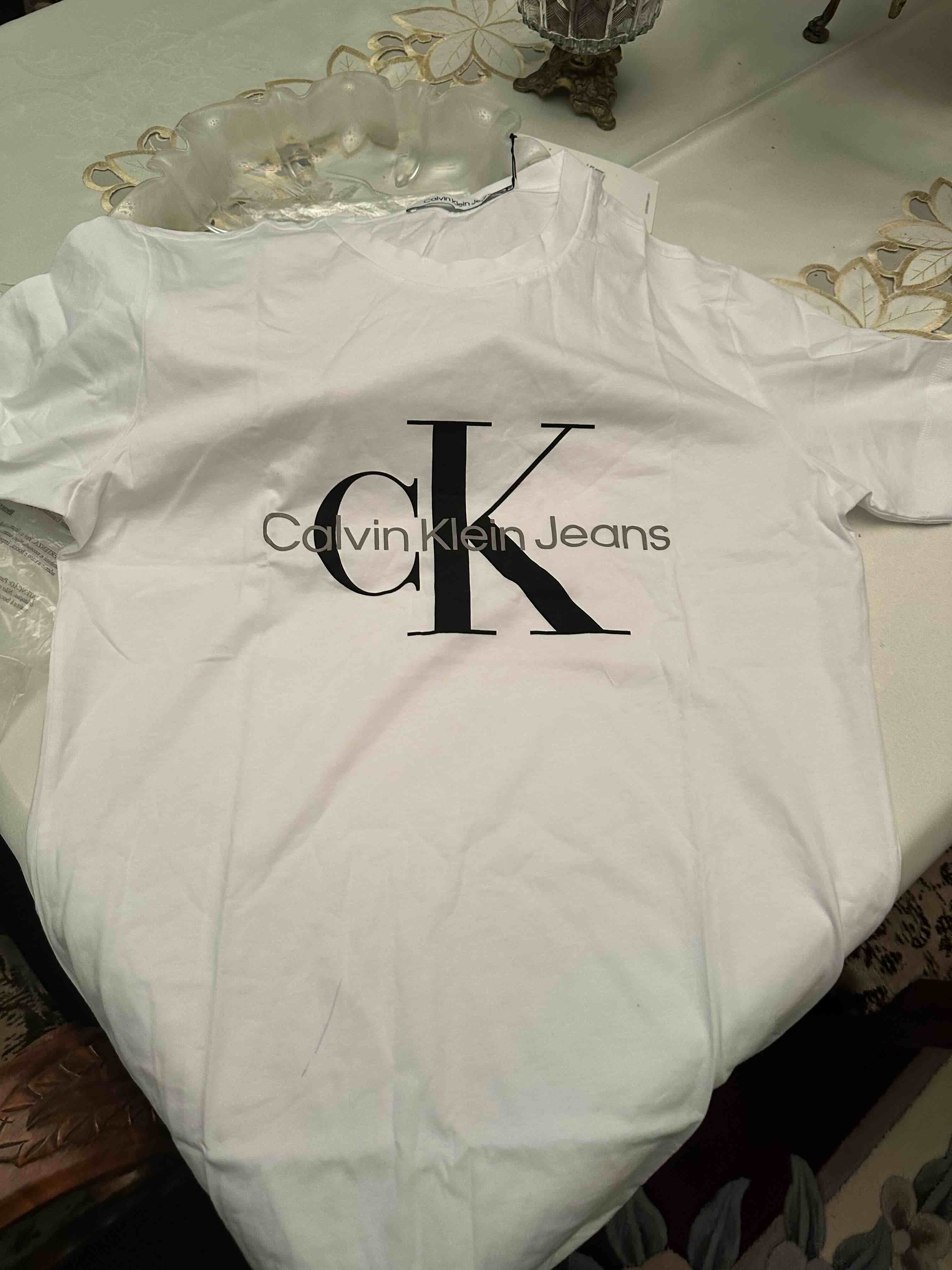 تیشرت مردانه کالوین کلین Calvin Klein اورجینال J30J320935.YAF photo review