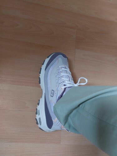 اسنیکر زنانه اسکیچرز Skechers اورجینال 13143 LAV photo review