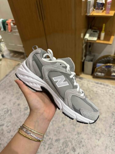 اسنیکر زنانه نیوبالانس New Balance اورجینال 530 MR530CK photo review