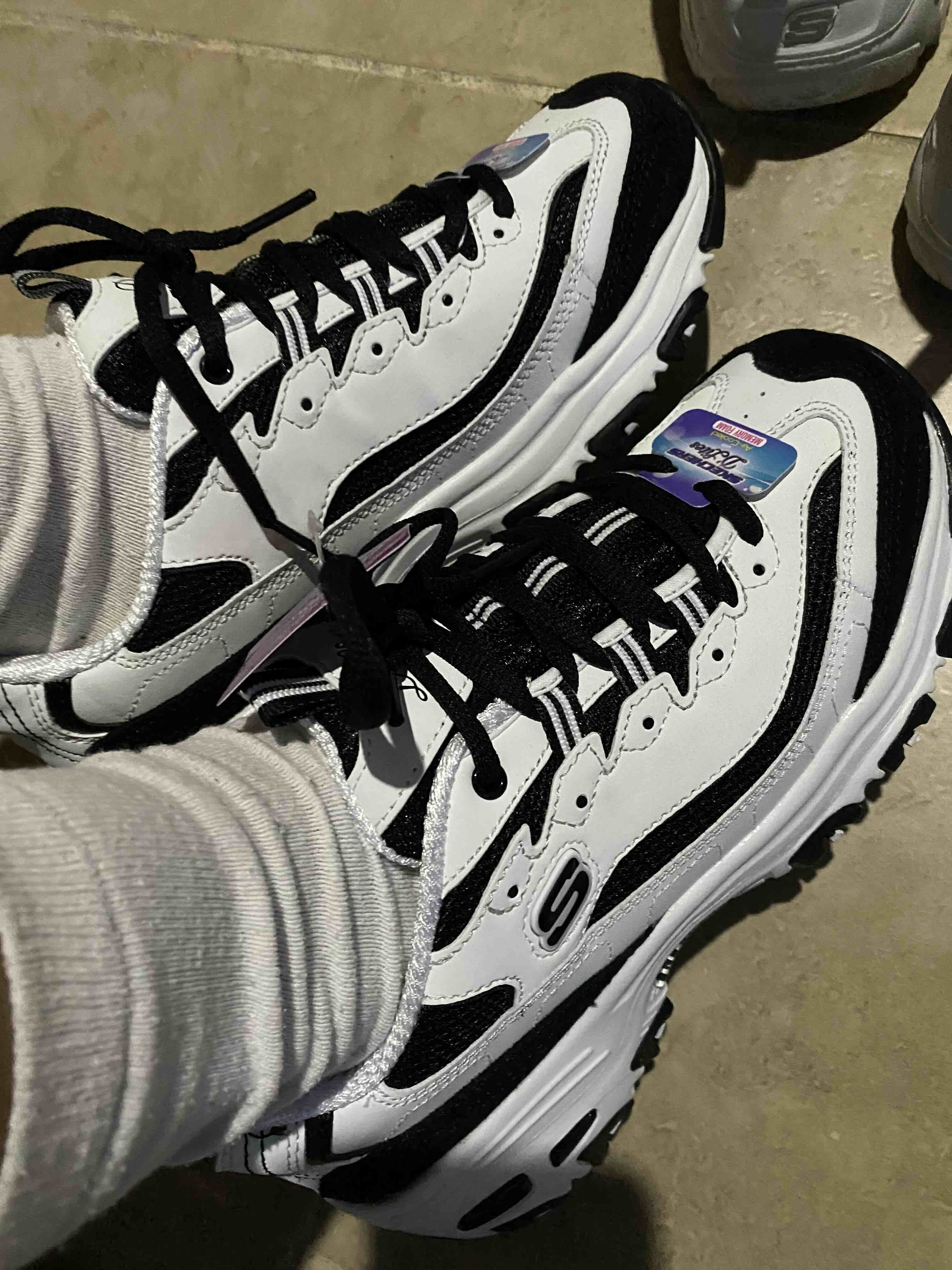 کتانی تمرین و دویدن زنانه اسکیچرز Skechers اورجینال TYC00387289980 photo review