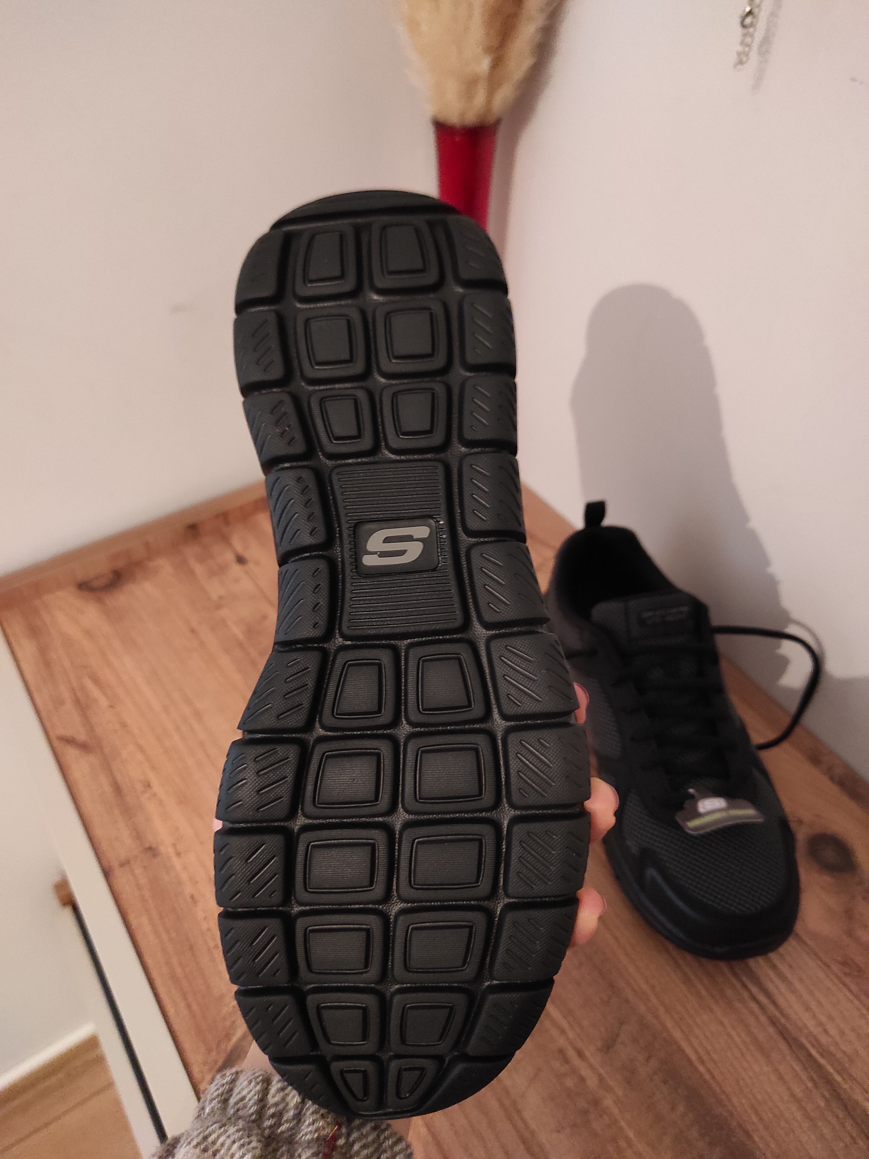 اسنیکر مردانه اسکیچرز Skechers اورجینال 52630 BBK photo review