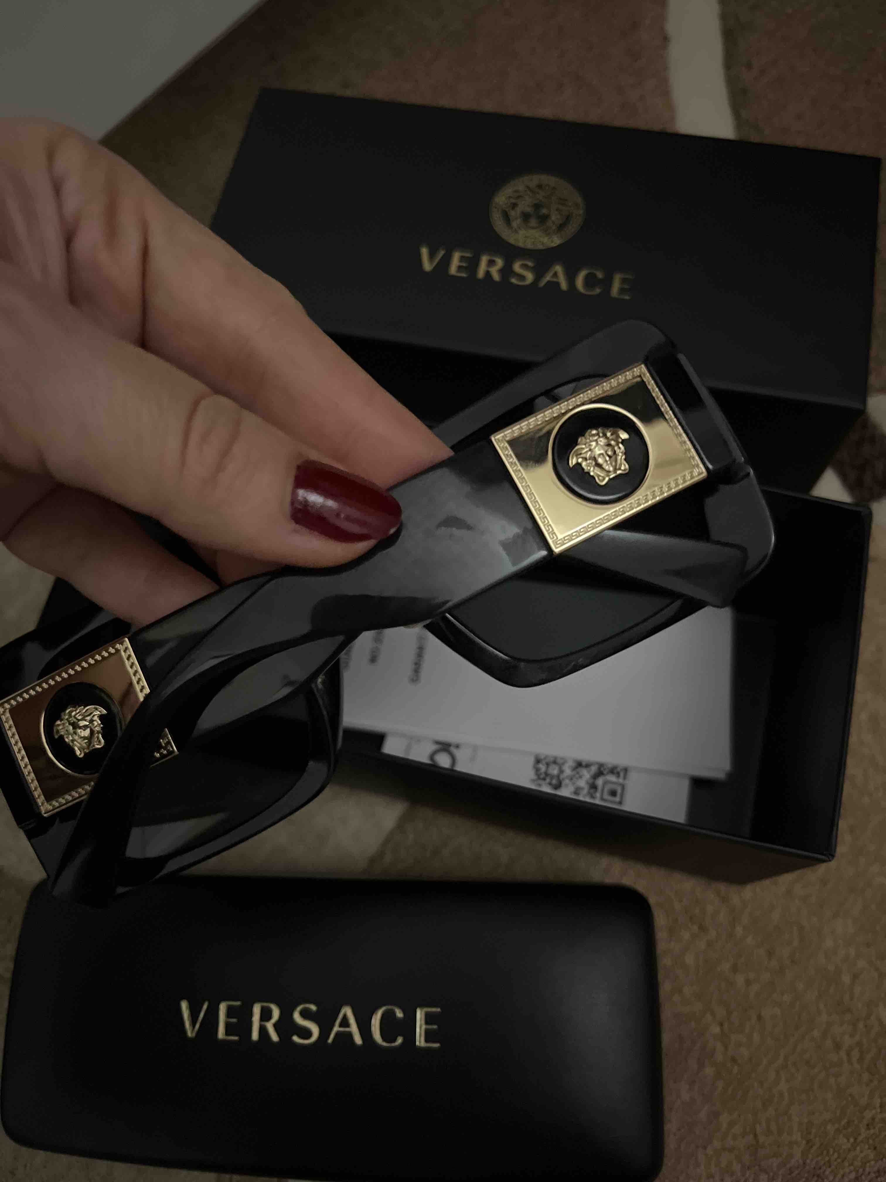 عینک آفتابی زنانه ورساچه Versace اورجینال VE 4405 GB187 .54 photo review