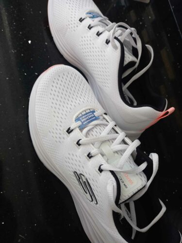 اسنیکر زنانه اسکیچرز Skechers اورجینال 150024 photo review