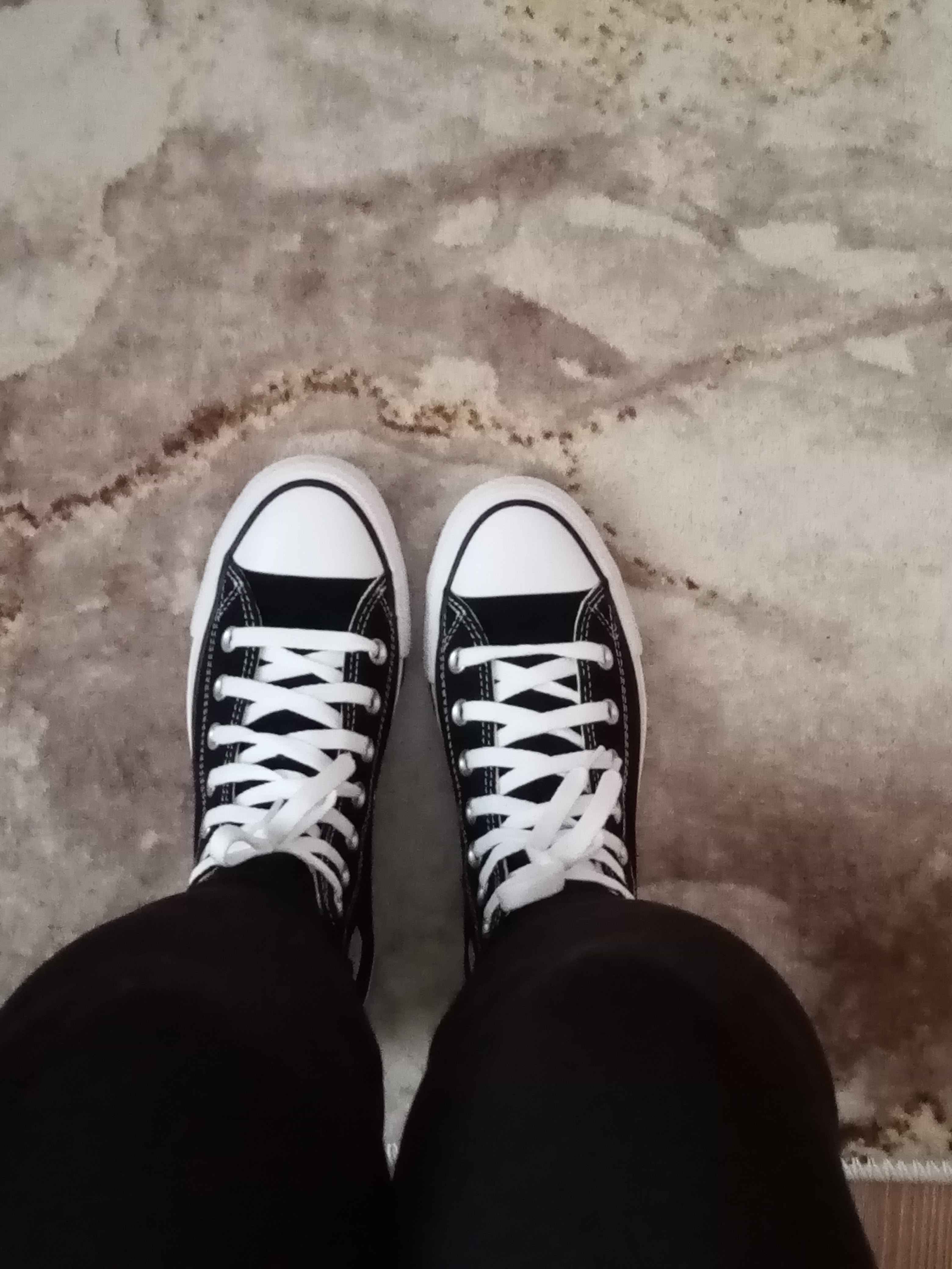 اسنیکر زنانه کانورس Converse اورجینال M9160F photo review