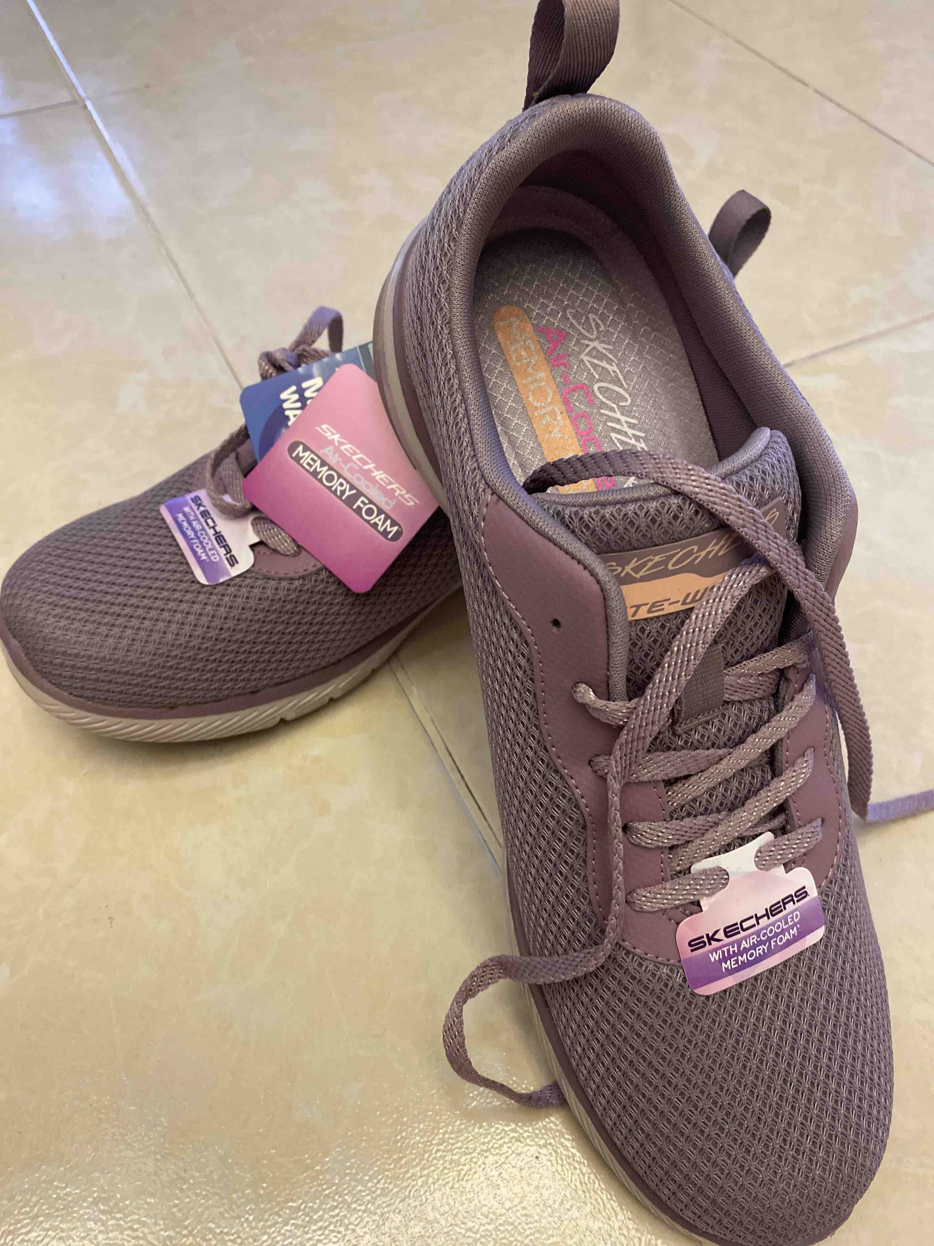 کفش پیاده روی زنانه اسکیچرز Skechers اورجینال S13070 PUR photo review